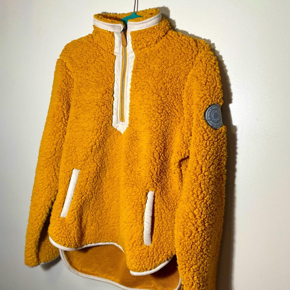 Simply Southern fleece/pullover. Brand new with tags. Size Large